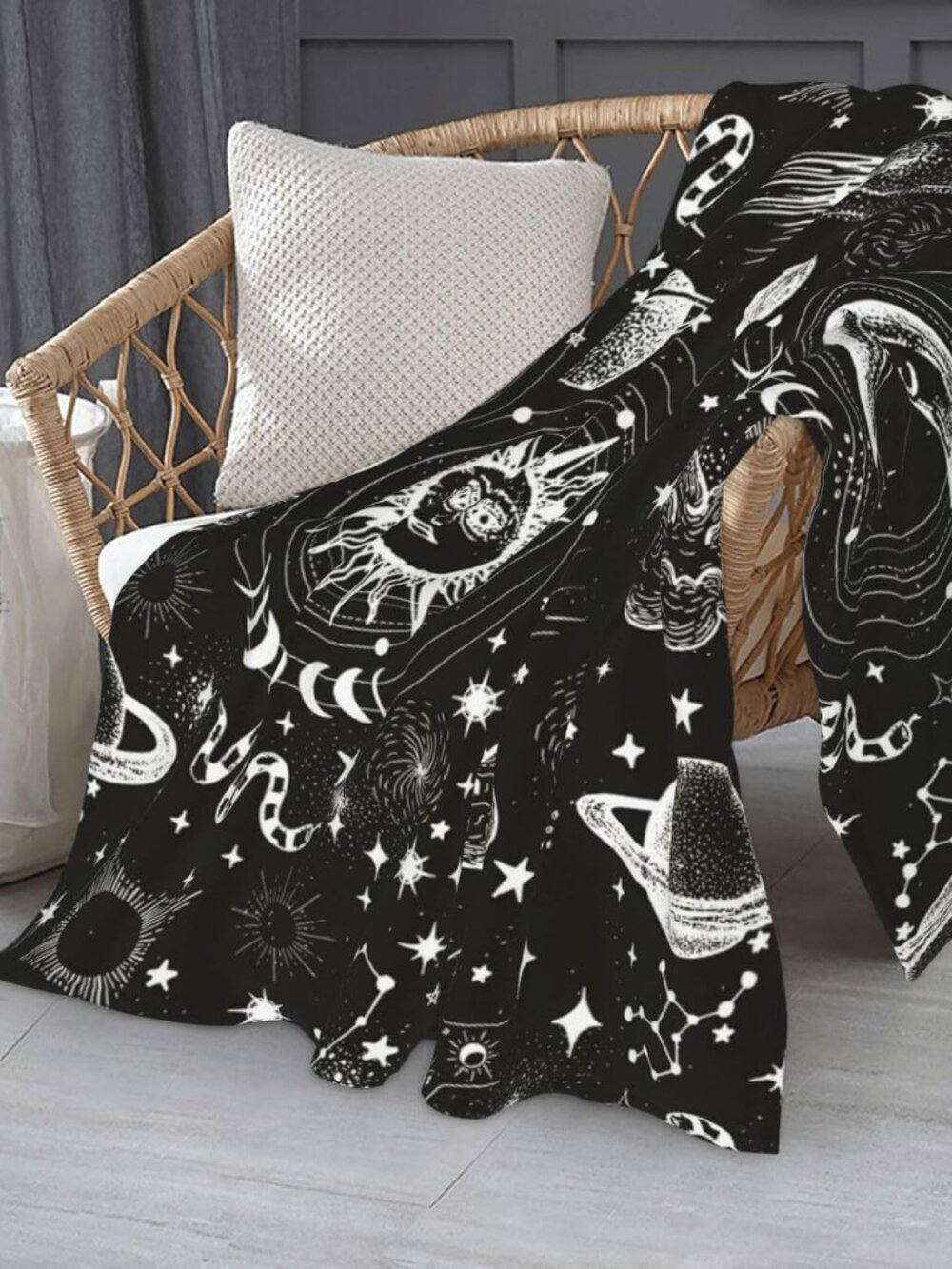 Moon Blanket 60"x50" Gothic Blankets Witchy Blankets Witchy Gifts for Women - Picture 8 of 9